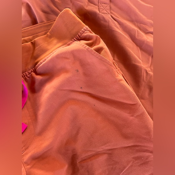 FIGS Terracotta Set - Picture 6 of 7